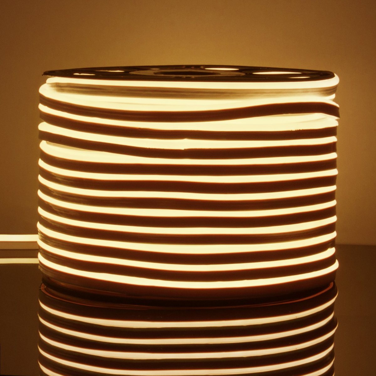 Светодиодный гибкий неон 220 В 9.6 Вт/м 120 Led/м 2835 IP67, односторонний теплый белый 3300 K, 50 м LS001 220V
