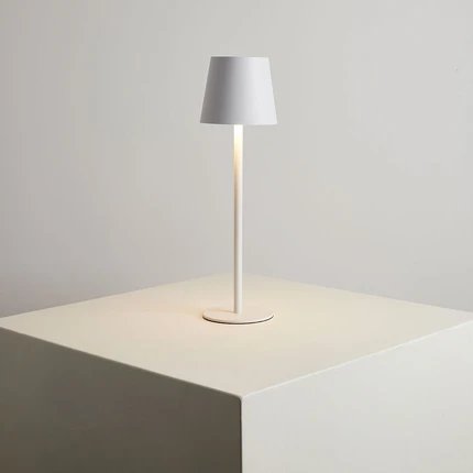 фото Уличный настольный светильник Arte Lamp FUYUE A1614LT-1WH