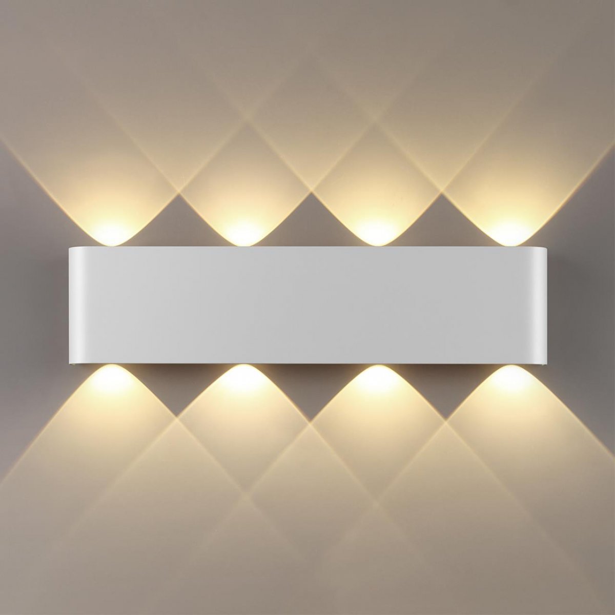 Настенный светильник, белый Odeon Light MAGNUM, арт. 7192/8WL