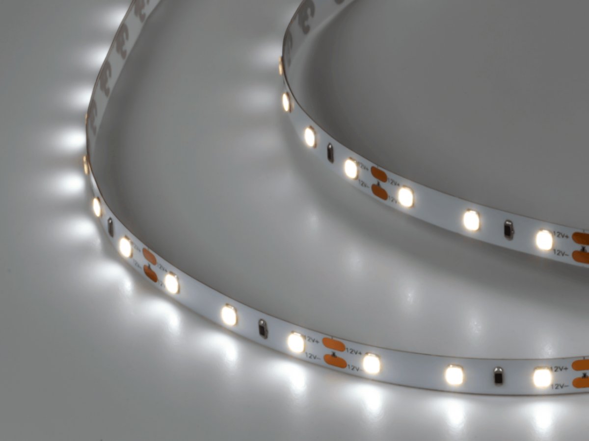 Лента светодиодная SWG DSG 2835 W 60L-V12-IP33, 6000 K, 300 LED, 7,2W/m, LUX, катушка 5 м