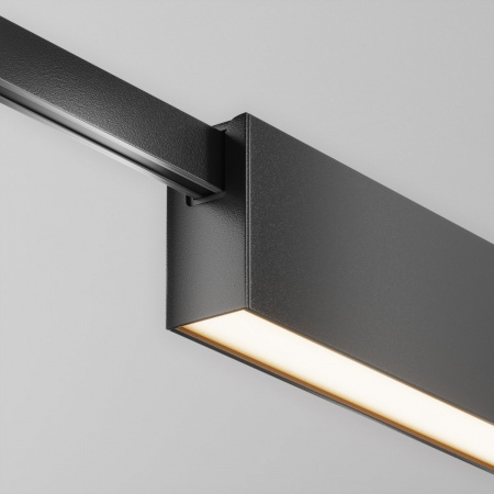 фото Трековый светильник Maytoni Technical Basis TR151-1-18W3K-B, черный