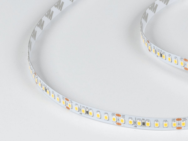 фото Светодиодная лента SWG PRO 2835, 168 LED/м, 17,3 Вт/м, 24В, IP20, Цвет: Нейтральный белый, SWG2P168-24-17.3-NW-20, катушка 5 м