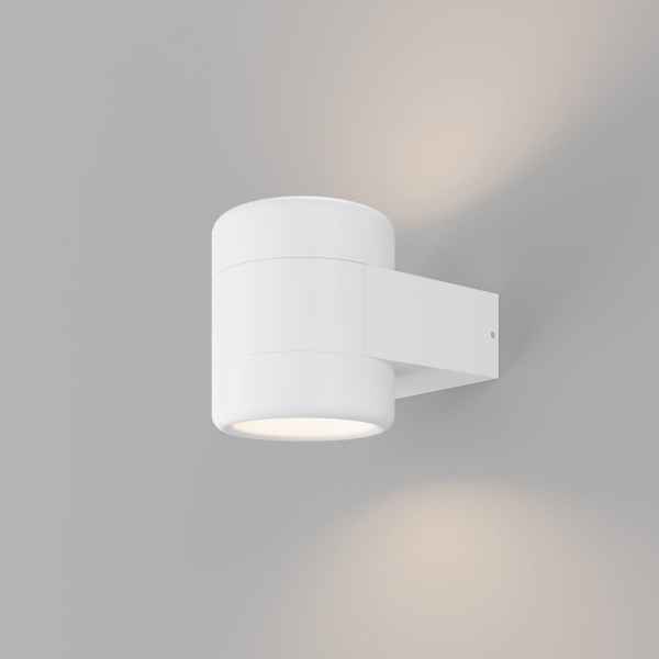 фото Уличный настенный светильник Maytoni Outdoor Orbit O490WL-L6W3K, белый