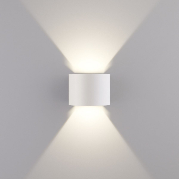 фото Уличный светодиодный светильник с регулировкой луча Blade белый IP54 1518 Techno LED