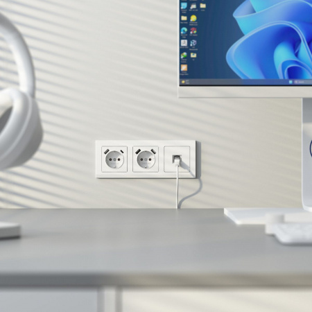фото Розетка Ethernet RJ-45 cat. 6A экранированная (белый матовый) W5120001