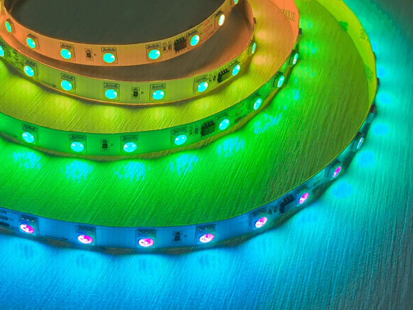 Лента светодиодная SWG pro, SMD5050, 60 LED/м, 12 Вт/м, 24В, IP20, RGB, WS2811, 5 лет гарантия, катушка 5 м