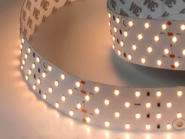 Лента светодиодная SWG 4x DSG 2835 WW 280L-V24-IP33, 3000 K, 700LED, 26W/m, 2500*36*2 mm, LUX, катушка 2.5 м