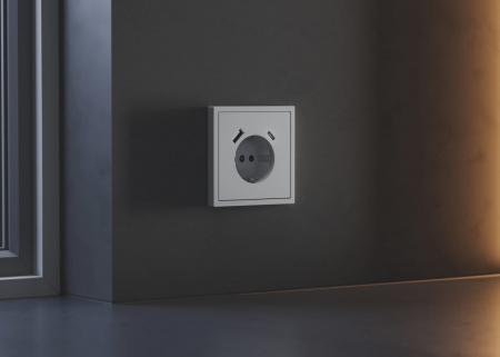 фото Накладка для розетки с заземлением и защитными шторками, с USB A+C, S70 (серый)