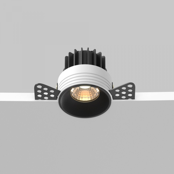 фото Встраиваемый светильник Maytoni Technical Round DL058-7W3K-TRS-B, черный