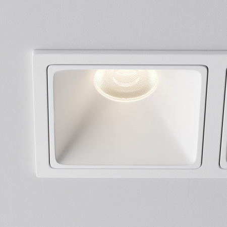 фото Встраиваемый светильник Maytoni Technical Alfa LED DL043-02-10W4K-SQ-W-1, белый