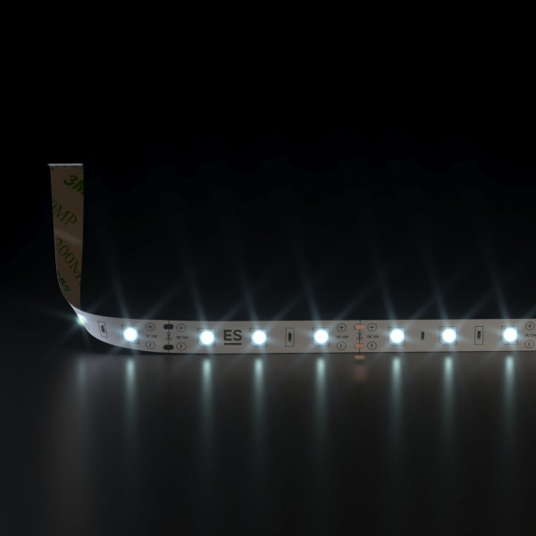 Светодиодная лента 12 В 4,8 Вт/м 60 Led/м 2835 IP20, холодный белый 6500К, 5 м