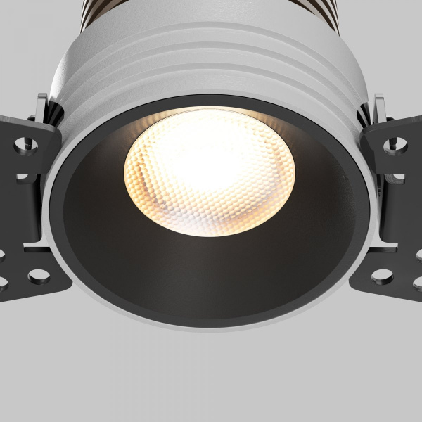 фото Встраиваемый светильник Maytoni Technical Mini DL059-7W4K-TRS-B, черный