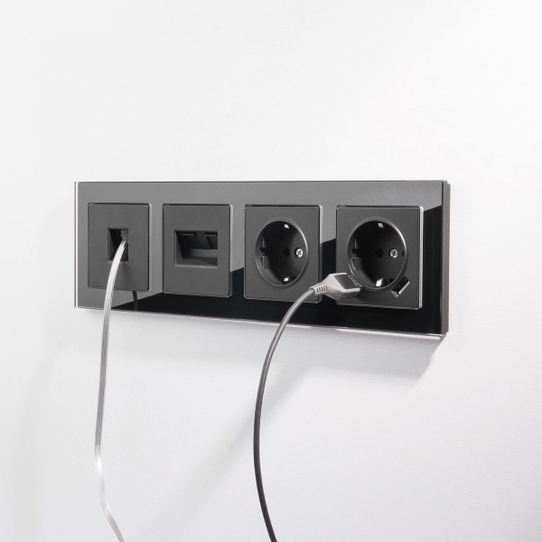 фото Розетка Ethernet RJ-45 (черный матовый) W1181008