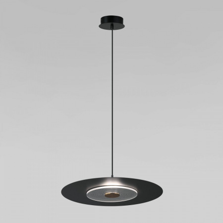 фото Подвесной светильник с металлическим плафоном 40030/1 LED / черный