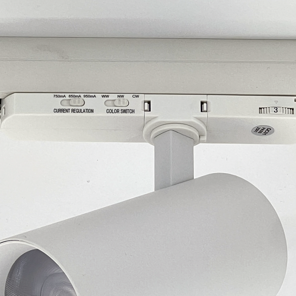 фото Светильник светодиодный TR8440 трековый COB 40W 3CCT цвет:белый