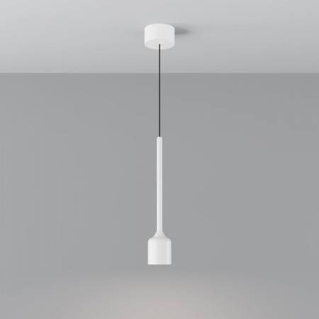 фото Уличный подвесной светильник Maytoni Outdoor Apex O491PL-L8W3K, белый