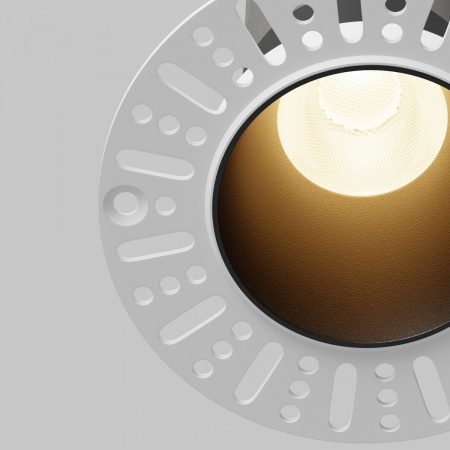 фото Встраиваемый светильник Maytoni Technical Dip DL120-10W-3K-TRS-B, черный