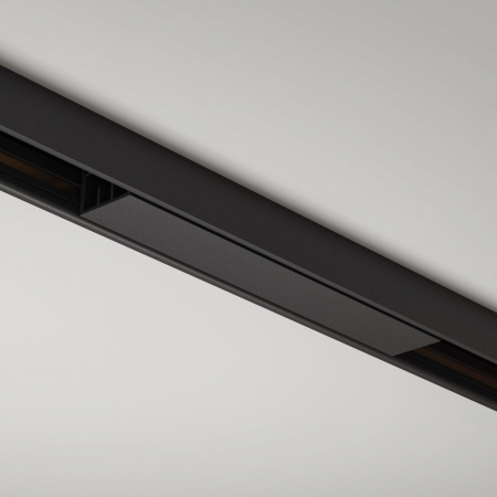 фото Коннектор питания прямой Basity, черный Maytoni Technical TRA172IPC-1B