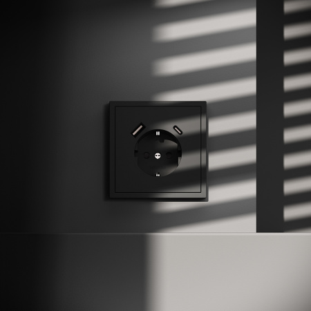 фото Розетка встраиваемая VOLTUM S70 с заземлением и защитными шторками, 16А, с USB, A+С, (черный матовый