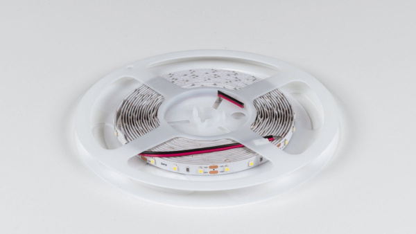 фото Лента светодиодная SWG DSG 3528 W 60L-V12-IP33, 6000 K, 300 LED, 4,8 W/m, LUX, катушка 5 м