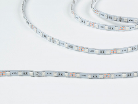 фото Светодиодная лента 5050, 60 LED/м, 14,4 Вт/м, 12В, IP20, Цвет: Зеленый, SWG560-12-14.4-G-M, катушка 5 м