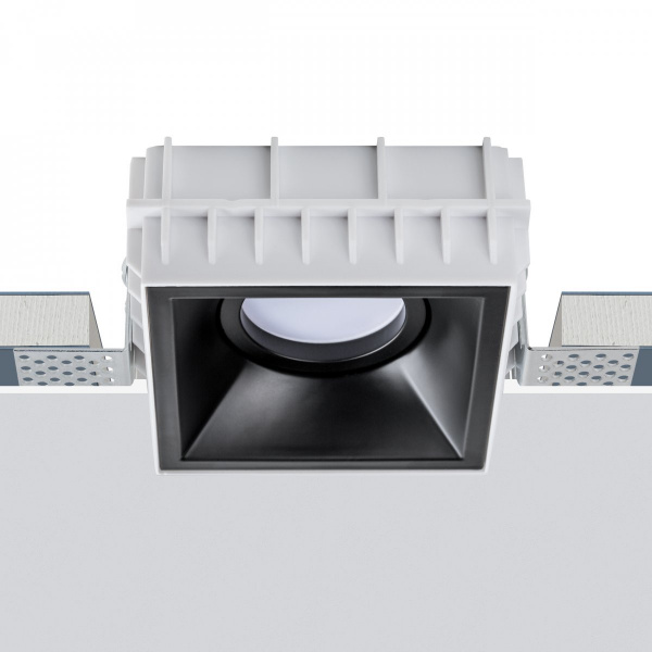 фото Комплект из светильника и рамки DOMINO QUAD MR16 ЧЁРНЫЙ Domino, черный Lightstar G214507