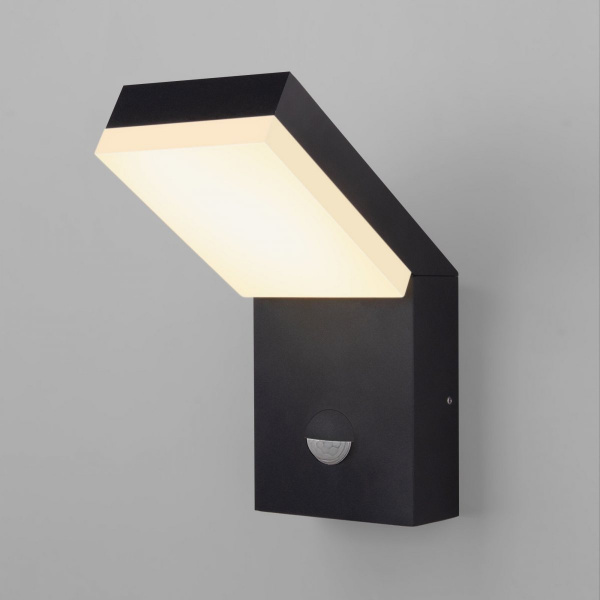 фото Уличный настенный светильник с датчиком движения Sensor 3000K IP54 1541 TECHNO LED черный