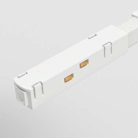 фото Коннектор питания прямой S35 белый Maytoni Technical TRA004PC-22W