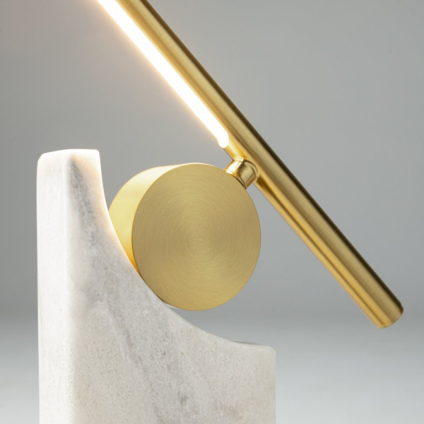 Настольный светильник Maytoni Monumento MOD467TL-L9BS3K, латунь