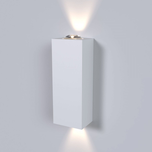 Настенный светодиодный светильник Petite LED 40110/LED белый
