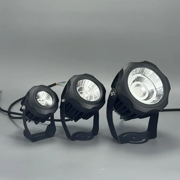 фото Прожектор LED зеленый G5512 12W 24° IP65 черный