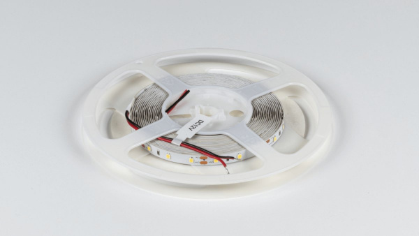 фото Лента светодиодная SWG DSG 2835 W 60L-V12-IP33, 6000 K, 300 LED, 7,2W/m, LUX, катушка 5 м