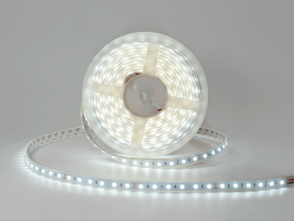 Лента светодиодная SWG DSG 5050 W 60L-V24-IP65, 6000 K, 300 LED, 14.4W/m, LUX, катушка 5 м