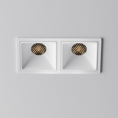 фото Встраиваемый светильник Maytoni Technical Alfa LED DL043-02-10W3K-SQ-W-1, белый