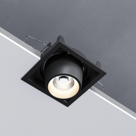 фото Потолочный светодиодный светильник поворотный Conner 8W 4000K чёрный 25087/LED