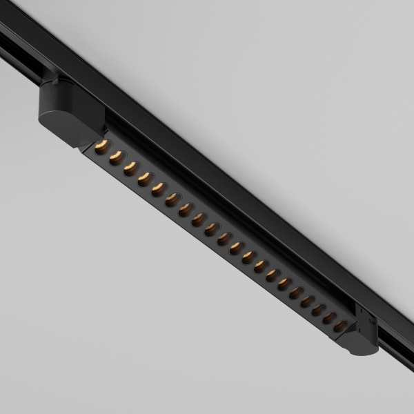 фото Трековый светильник Maytoni Technical Points TR195-3-20W2.7K-M-B, черный