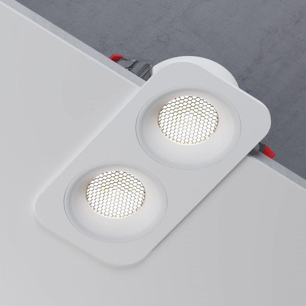 фото Светильник встраиваемый светодиодный с антибликовой решеткой Tetro 20W 4000K белый IP44 15277/LED