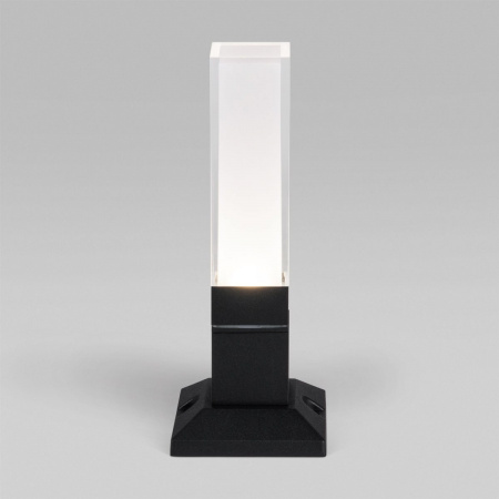 фото Ландшафтный светодиодный светильник чёрный IP54 1536 TECHNO LED