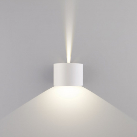 фото Уличный светодиодный светильник с регулировкой луча Blade белый IP54 1518 Techno LED