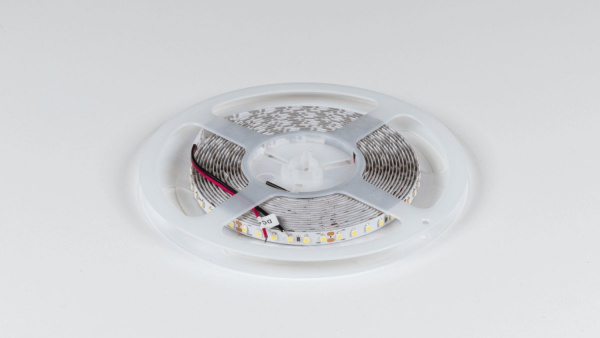 фото Лента светодиодная SWG LUX 9,6 Вт/м SMD3528 Открытая (IP33), 6000К, 24В, катушка 5 м