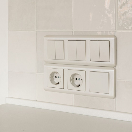 фото Выключатель двухклавишный проходной (перламутровый рифленый) W1122013