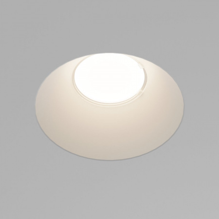 фото Встраиваемый светильник Maytoni Technical Gyps Modern DL129-GU10-01-W, белый