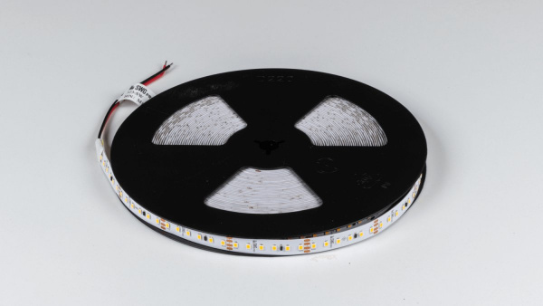 фото SWG Лента светодиодная стабилиз., SMD 2835, 120LED/м, 9,6Вт/м, 24В, IP20, Теплый белый, катушка 20 м
