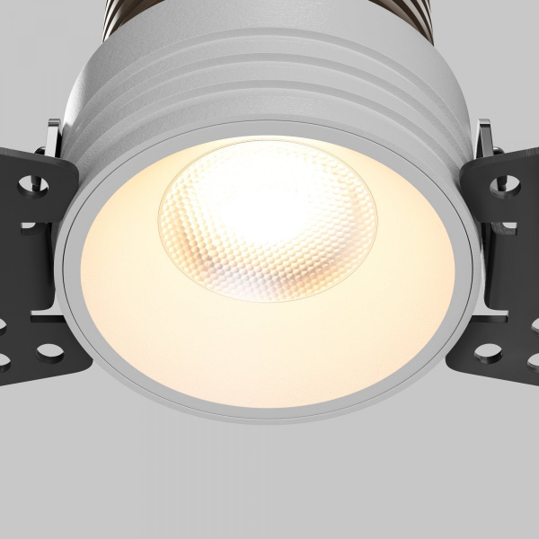 фото Встраиваемый светильник Maytoni Technical Mini DL059-7W4K-TRS-W, белый
